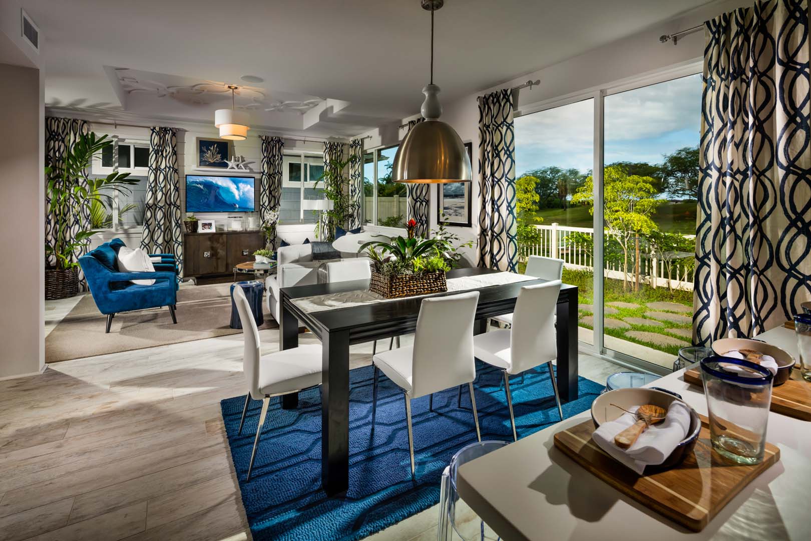Coral Ridge Plan 3 - Kitchen to Family Room
